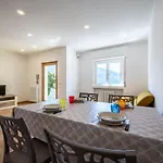 Apartmán Stunning View - Larihome A27 *
