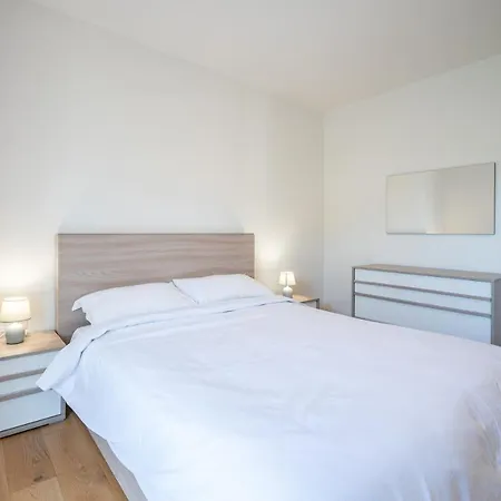 Stunning View - Larihome A27 Appartement *
